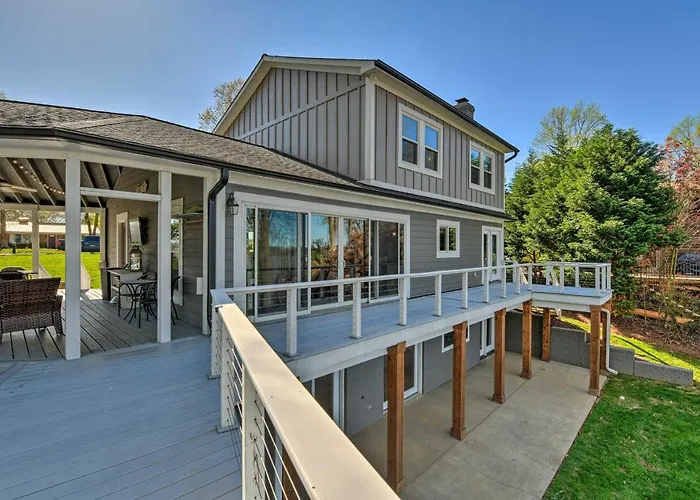 4Br Riviera Paradise With Private Dock!
